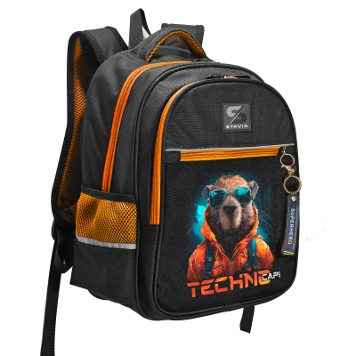 8137